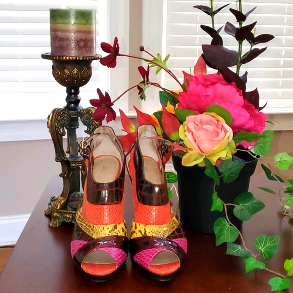 Heels Color Block - Picture 9 of 12